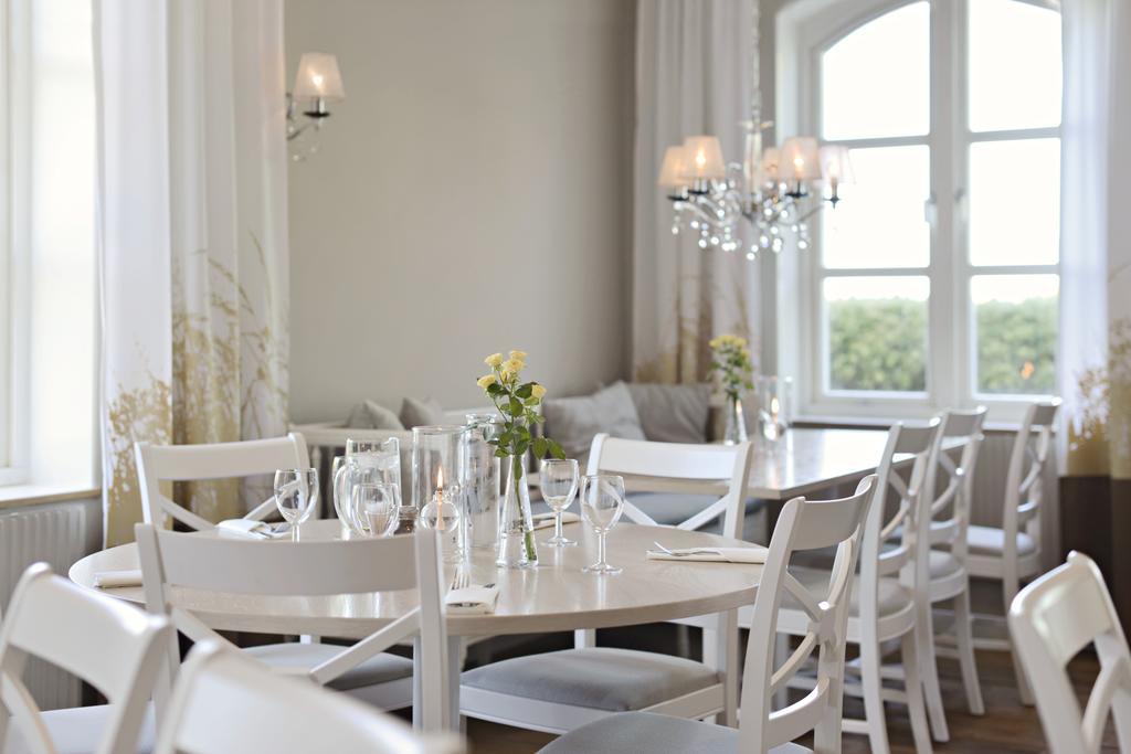 Skytteholm Hotel Ekero Bagian luar foto
